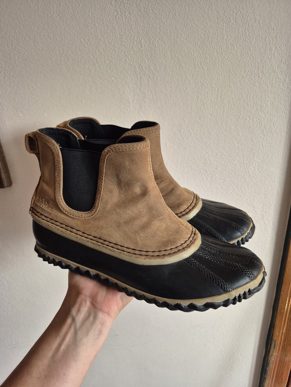 Sorel Out N About Boots Womens Size 8